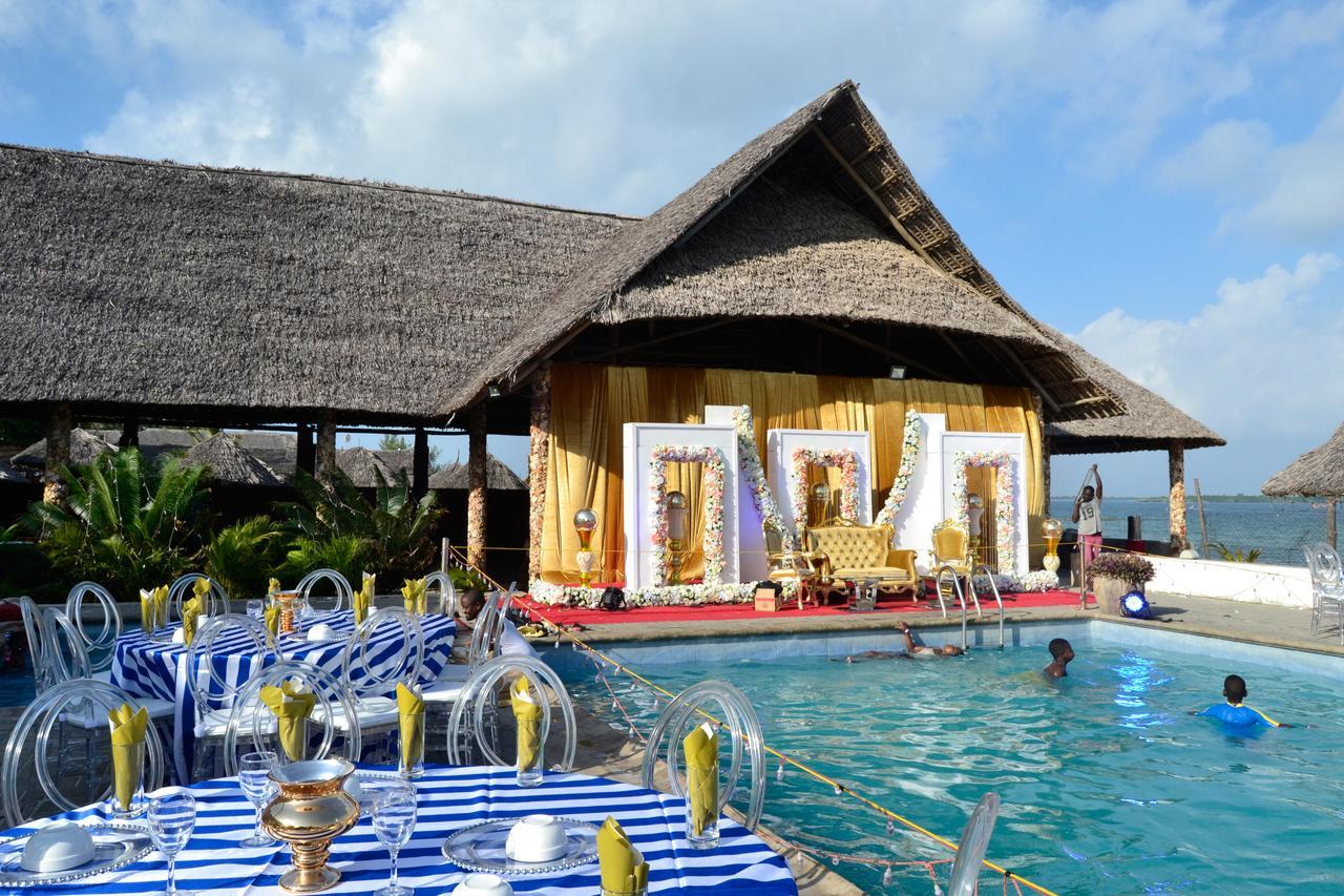 Serene Beach Resort Dar-es-Salaam Eksteriør bilde