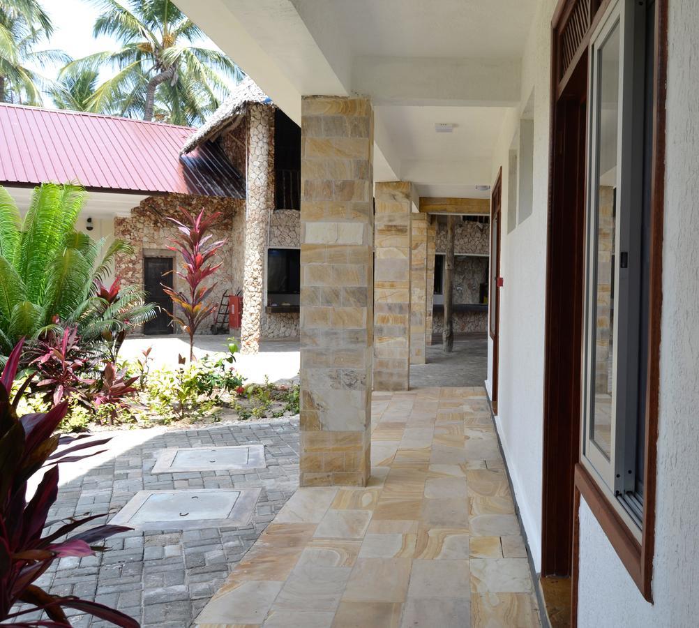 Serene Beach Resort Dar-es-Salaam Eksteriør bilde